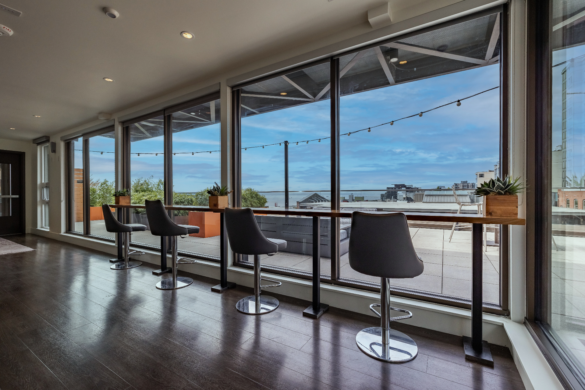 Window bar seating with rooftop views